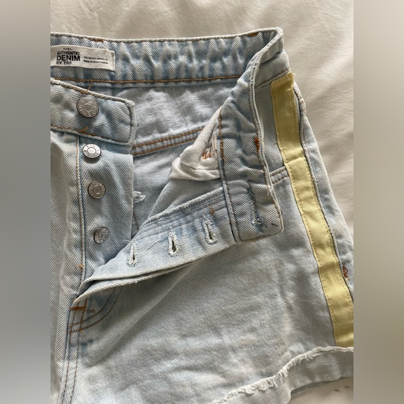 Denim Zara shorts - Picture 3 of 9